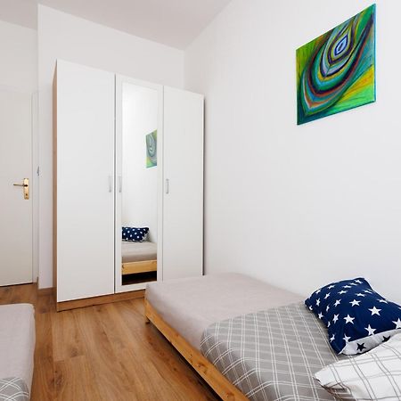 Summer Breeze Apartment - Quiet Place With A Spectacular View And A Garden Šibenik Buitenkant foto